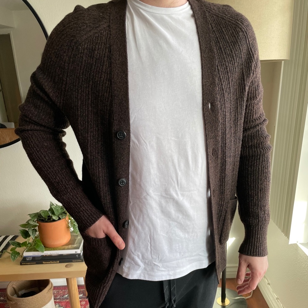 Banana Republic Cardigan - MEN SIZE MED